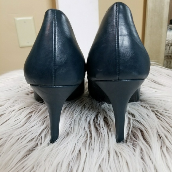 Mossimo 3 inch Hunter green Heals! NWT - Picture 5 of 7